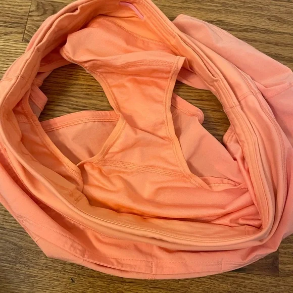 lululemon low rise 2.5” sunny coral speed up shorts - Picture 2 of 5